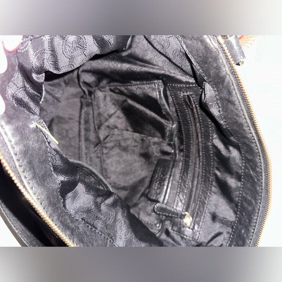 Michael Kors bag with gold details - Picture 6 of 11